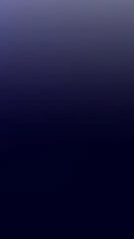 Makna Ucapan Napoleon ingin menekankan bahwa sejarah bukanlah cerminan murni dari kebenaran, melainkan hasil dari tulisan, sudut pandang, dan kepentingan pihak-pihak tertentu. Sejarah ditulis oleh pemenang, sementara suara pihak yang kalah sering dihapus atau diputarbalikkan. Fakta-fakta sering diseleksi, disesuaikan, bahkan dimanipulasi agar sesuai dengan ideologi atau kepentingan politik. Dengan kata lain, sejarah bukan hanya rekaman peristiwa, tetapi juga narasi yang disepakati bersama—sering kali demi menjaga legitimasi kekuasaan. --- 🎯 Relevansi pada Zamannya Napoleon sendiri adalah seorang panglima perang dan penguasa yang paham betul bagaimana propaganda digunakan untuk membangun citra. Ia menyadari bahwa gambaran dirinya di masa depan bisa berbeda tergantung siapa yang menulis sejarah: Bagi pendukungnya, ia adalah pahlawan revolusi dan jenius militer. Bagi musuhnya, ia adalah diktator haus kekuasaan. --- 🌍 Relevansi Hingga Kini Ucapan ini masih sering diperdebatkan karena menyentuh realita bahwa: Buku sejarah di sekolah berbeda antara satu negara dan negara lain (misalnya tentang perang, penjajahan, atau revolusi). Banyak peristiwa dunia masih diperdebatkan kebenarannya, karena sumber sejarah tidak selalu objektif. Di era modern, 