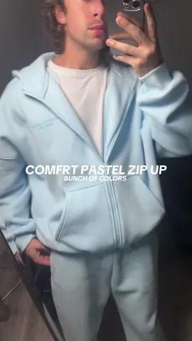 I’m 5’11 155 wearing a medium!