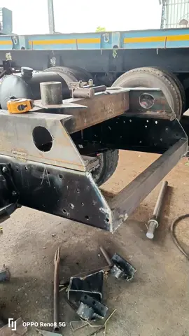 ใส่สลักบูทเพลาหูช้าง