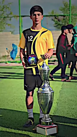 أصـمـت کأنك لا تفــهم وتجاهل كأنك لا ترى.. ☝🏻#امرلي_تاج_👑_رؤوس_اسياد #كره_القدم_قصه_عشق_لاينتهي🤩 #لامين_يامال 