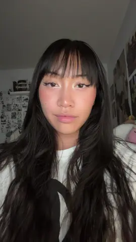 rewatching this makes me realize it looks like pepperonis  #aot #snk #femaletitan 