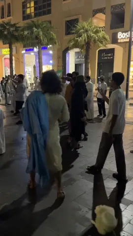 الكثير من الملاحظات 😭😂#السعودية🇸🇦 #اكسبلور #الشعب_الصيني_ماله_حل😂😂 