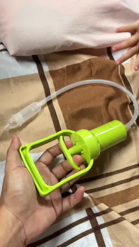 “A small tool with a big help for moms and babies. 🍼💙 Give your baby the comfort they deserve.” #BabyMustHaves #MomApproved #InfantCare #ParentingTips #LoveAndCare