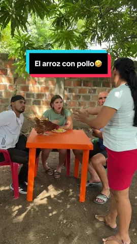 Iliana estábamos comiendo arroz con pollo🤣 #humor #parati