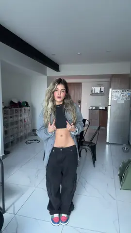 Holaa😌 #fy #viral #fyp #parati 