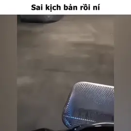 sao đứng lại #troll #hàihước #funny #hàitiktok 