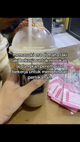 Lebih enak keluyuran #lewatberandafypシ #trendingtiktok #fyppppppppppppppppppppppp 