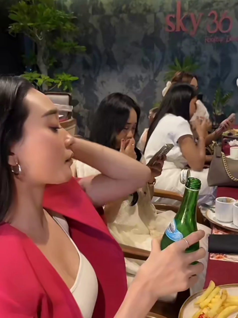 Adella Girls di Acara Ultah Bunda Henny Adella 🥳 #difarinaindra #nurmapaejah #cantikanuswantoro #hennyadella #adella 