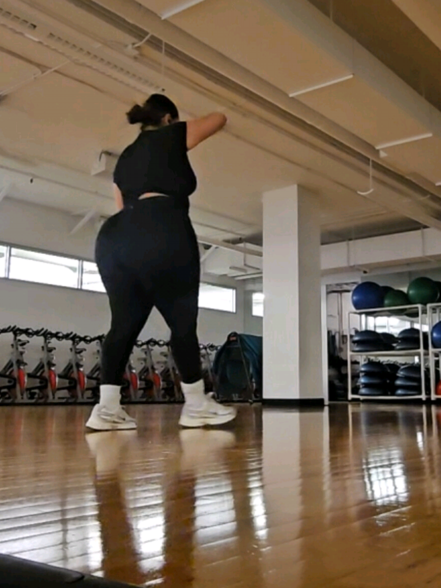 I love it here 🫡🎧💪 #Disciplina #Enfoque #mindset #Constancia #gym 