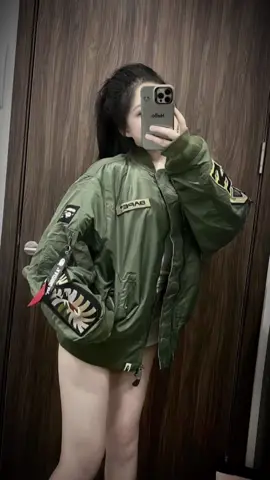 #CapCut bape khởi động mùa đông năm nay #xuhuong #xh #bape 🛍️🛍️🛍️🛍️🛍️
