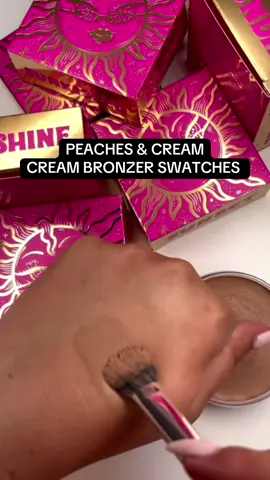 Love a cream bronzer ✨🤎 #peachesandcream #creambronzer #glamraider #bronzer 
