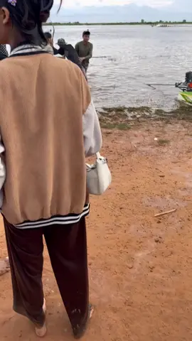 🫵🇹🇭