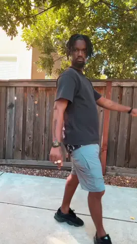 Cleaning the drafts comment your country 🇯🇲🇯🇲🇯🇲🇯🇲🇯🇲#fyp #dance #jamaicantiktok🇯🇲viral #eddyg #viraltiktok 