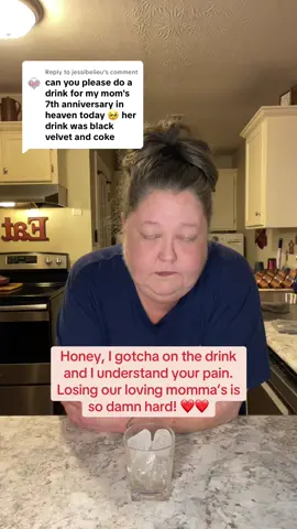 Replying to @jessibelieu black velvet and coke 🧡🧡 #memorial #cocktails #foryou #fyp  
