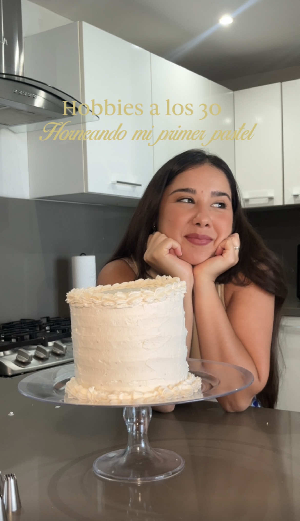 Hobbies a los 30: Horneando mi primer pastel 🎂  #hobbies #diyproject #DIY #cookingwithme #reposteria 