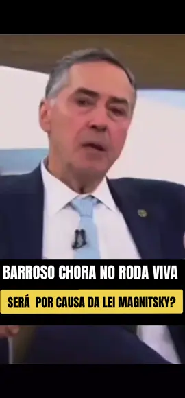 BARROSO CHORA NO RODA VIVA SERÁ  POR CAUSA DA LEI MAGNITSKY? Durante entrevista no programa Roda Viva, o ministro Luís Roberto Barroso se emocionou, fez uma pausa longa, olhou para baixo e pareceu refletir. Em seguida, afirmou que o Brasil é um país acolhedor e que não discrimina ninguém. Para muitos, a cena foi interpretada como um sinal de preocupação diante da possibilidade de ser alvo da Lei Magnitsky, o que poderia resultar no bloqueio de bens milionários nos Estados Unidos, além de outras sanções ainda não reveladas publicamente. #Barroso #LeiMagnitsky #RodaViva #Justiça #PolíticaBrasileira