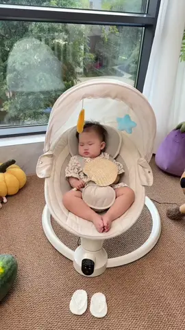 Nghèo quá cô chú ơi😆😆#chipbae #nhaviaembebubam #nhavia2vach #nhaviaconcaokhoe 