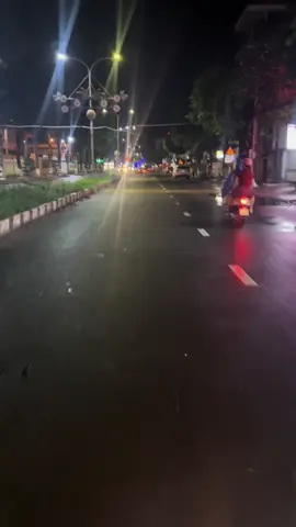 Tây Ninh về đêm thật đẹp chỉ tiếc là chỉ đi có một mình 😌☺️ #TâyNinh #mưachill🌧#muawuongtiktok #tamtrang #alone 