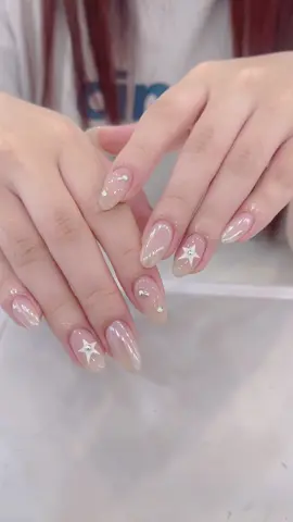 Dịuuuuu ☺️ #nails #nailart #soranailstudio 