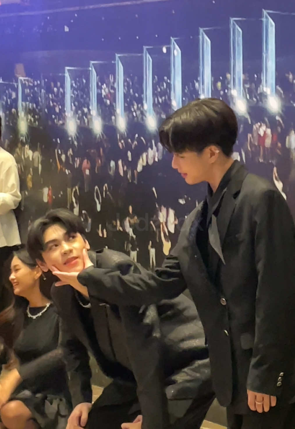 พวกแกก็แรงเกิน 🐼🐱🤏🏻🫵🏻 #yentertainawards2025xtia51  #eikqjrp #pxttotatchapong  @eikq_ @pัตto🦆 