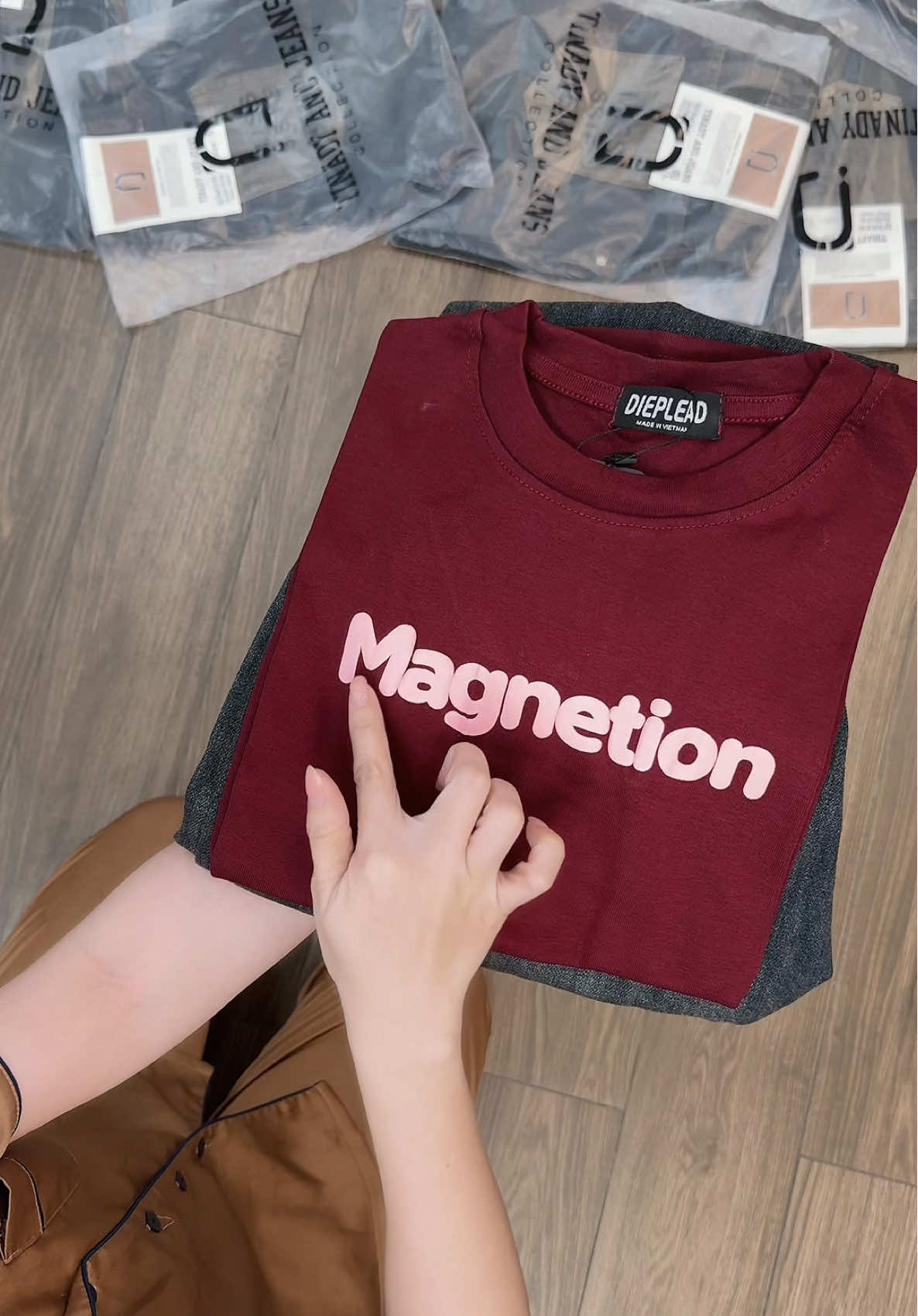 Baggy jean 9 tấc thêu nơ #jeans  #baggyjeans  #ngọcđàoclothing  #xuhuongtiktok  #thinhhanh 