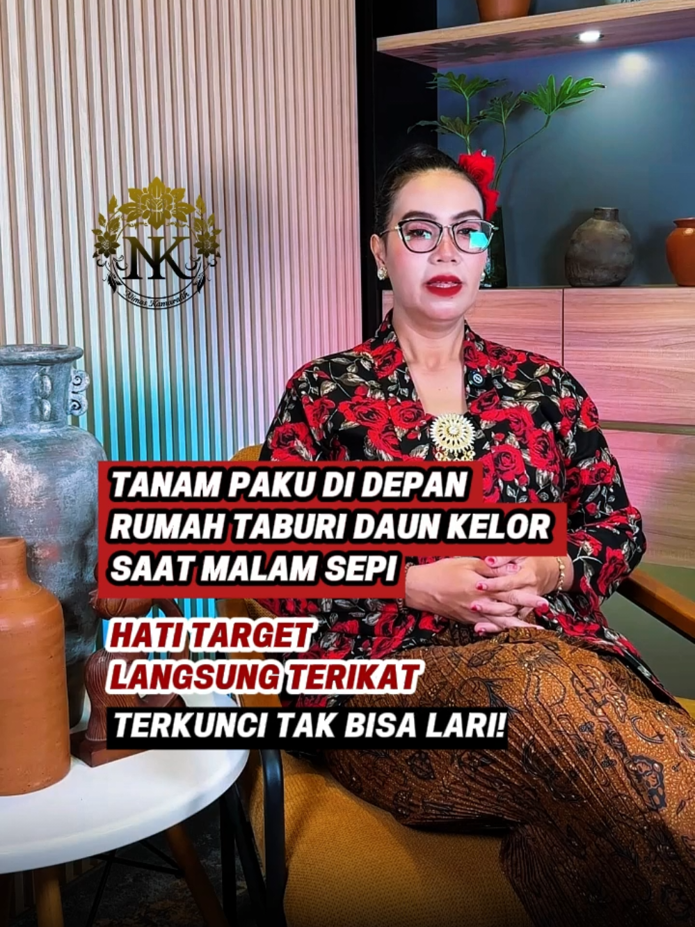 Tanam Paku di depan rumah, maka hati targetmu seketika akan terkunci dan tak bisa lari darimu #nimaskamaratih #penguncihati #doapengasihan #peletjarakjauh #doapenguncihati 