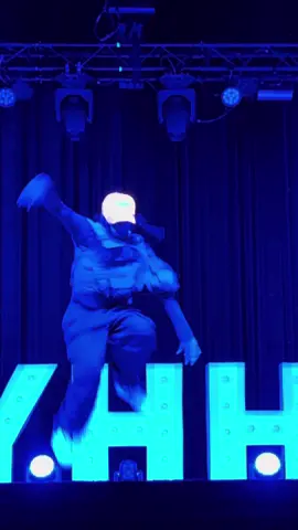 Performing original missy elliott choreography from Tour as a missy elliott dancer #dance #viralvideo #fyp #foryourpage #xbcyza 