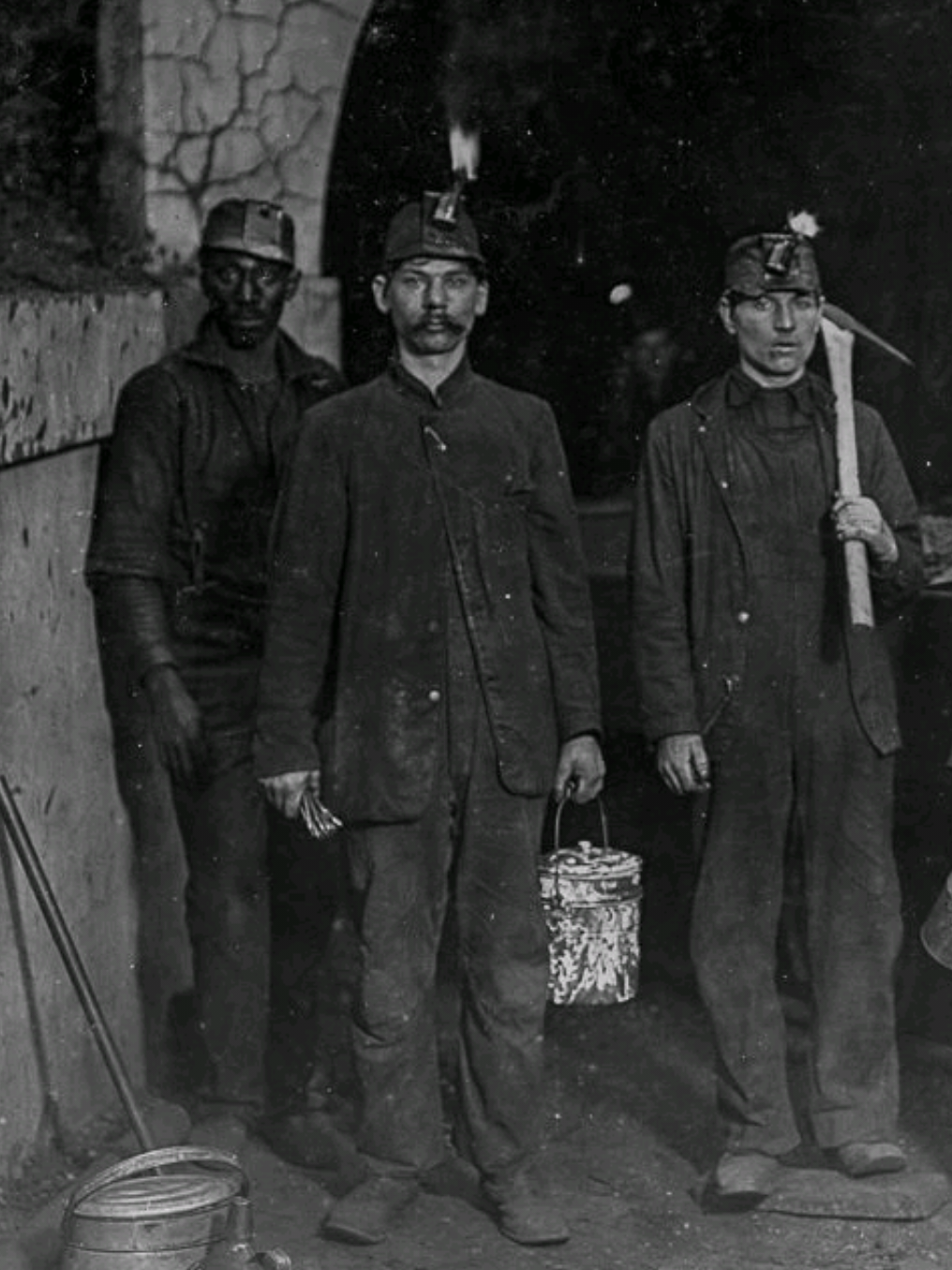 The largest armed uprising since the Civil War happened on American soil. This is the forgotten story of the Battle of Blair Mountain, where 10,000 integrated coal miners—Black, white, and immigrant—fought a war for their rights. ​Did they teach you about this in your history class? Let me know in the comments. Don't forget to comment 'present' so I can know that you attended class tonight! #unitedstates #america #republican #History #westvirginia 