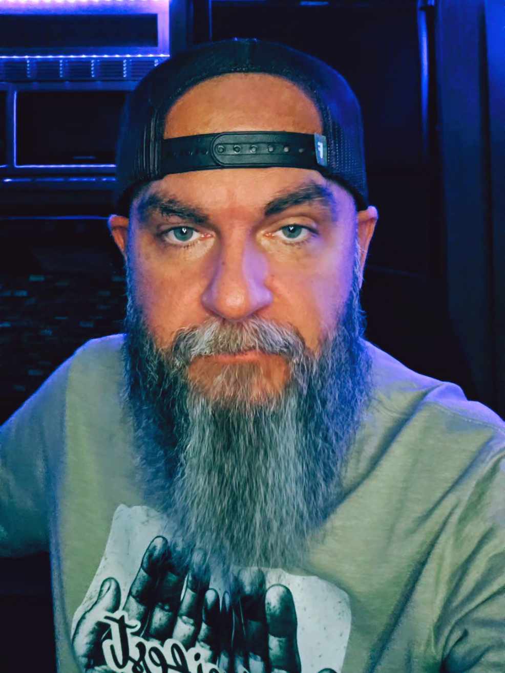 #stitch with @LeeMSnow | Preacher | Comedian #viral #beards #richmalone #manifestation 