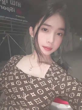 ខ្នាយល្អមែនអត់បង 🤨🤍#HOUY #12345678910_vin #fyppppppppppppppppppppppp #foryou #24hours 