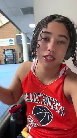 #fentysuperbrandday #xyzabc #fyp #collegebasketball #femalehooper 