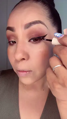 #makeup #trending #viral #foryoupage #fyp 