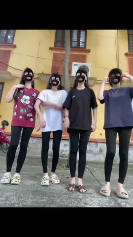 +4 legging không biết ngại @Beee 🐝 @chuot. @duong iuu #xuhuong