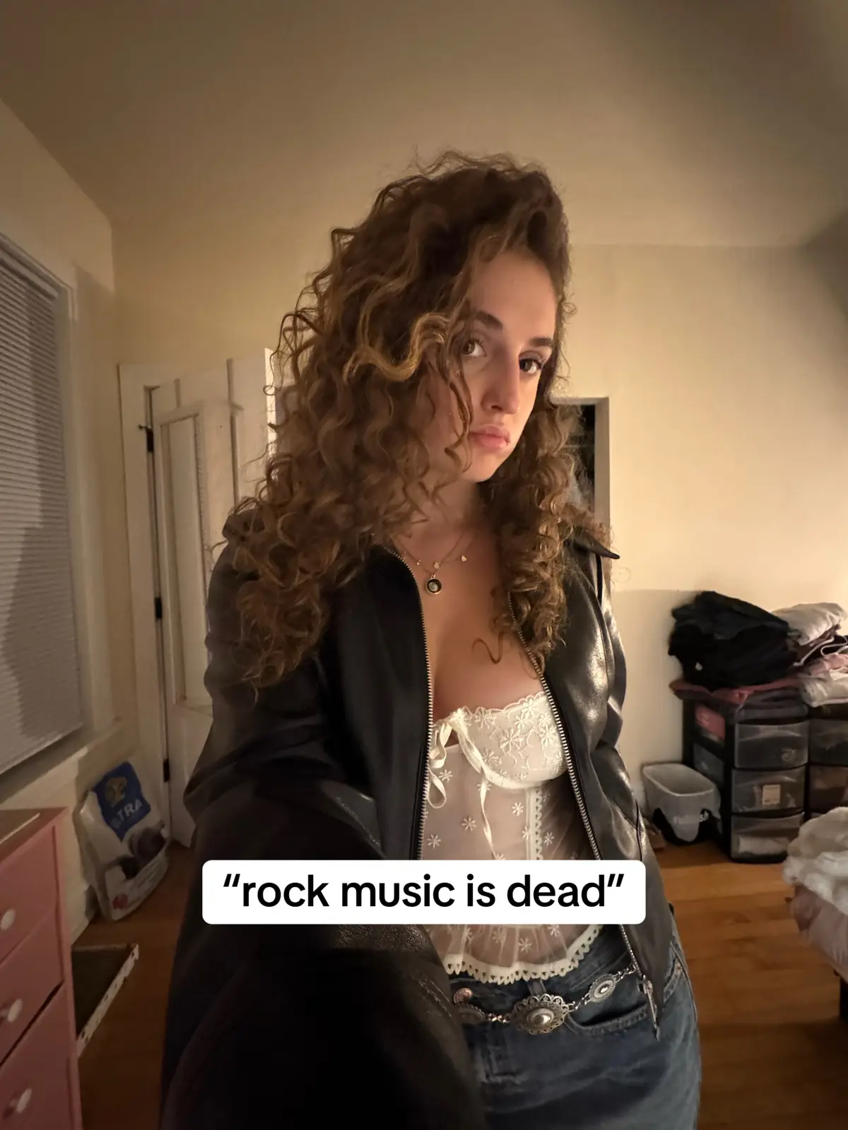 for my anxious water sign girlies w trust issues ❤️‍🩹 #newmusic #rockmusic #oliviarodrigo #chappellroan #indiemusic 