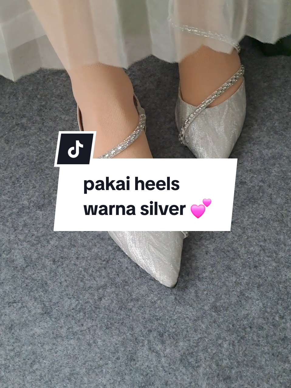 Membalas @arifah2180  kaya biasanya kaka pakai sandal heels ya, gampang banget dipakai ko ❤️❤️❤️ hapoy shopping #heels3cm #heelswanita 