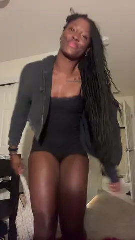 Okay last video with the bodysuit I just love it so much ☺️#bodysuit #fit #musclemommy 
