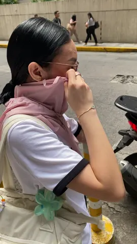 Gurl, ‘di na kinakaya nang hairnet yung amoy at dumi nang helmet pag everyday ka nag aangkas😭 #headmask #silkmask #fyp 
