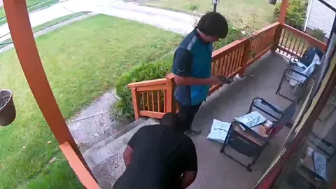 #fyp #barkingdogprank😂😂 #playallday #kingfunnybone216 #kidsatheart❤️ 