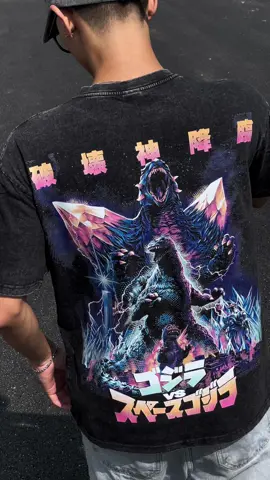 Godzilla vs Space Godzilla who the stronger? #fentysuperbrandday #spacegodzilla #godzillasupernova #godzilla #godzillashirt 