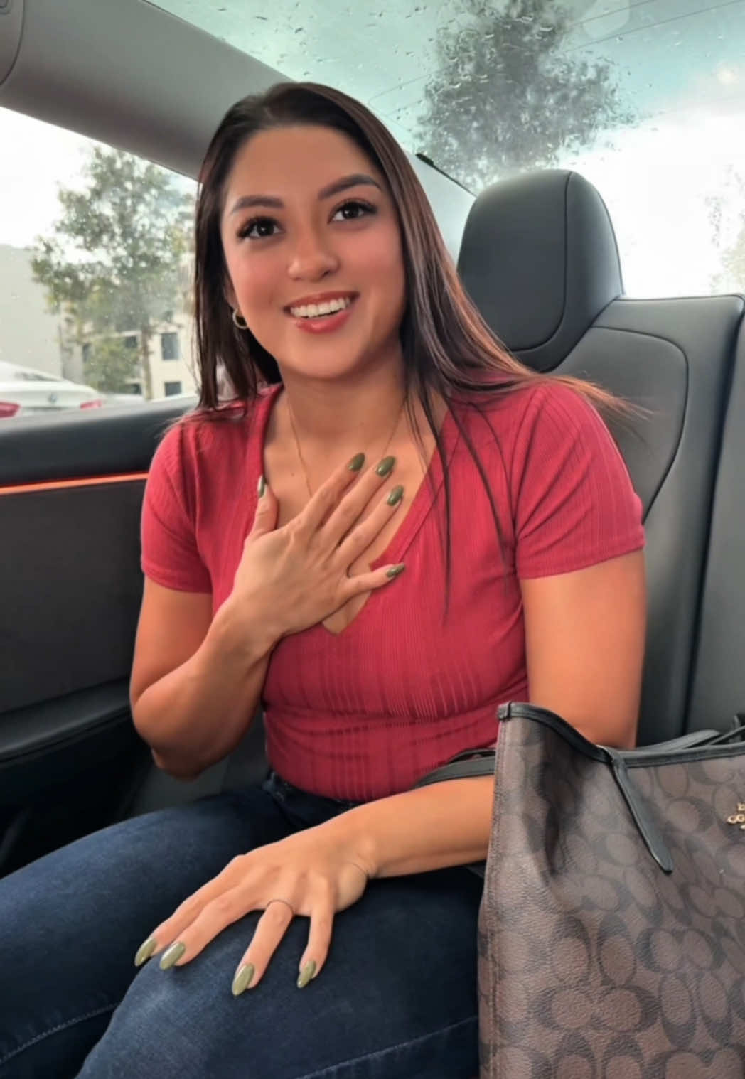 Siempre siempre me pasa 🤭🌸 #truly #trulybeauty #softserve #aftershaveoil #aftershave #women #mujeres #skincare #zonaintima #cuidadofemenino @Truly Beauty 