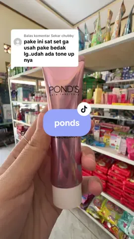 Membalas @Sekar chubby udah gak perlu diragukan lagi karena ponds sudah ada sejak 1978, mengandung niasorcinol merupakan bahan pencerah terbaik 500x kekuatan mencerahkan #pondsultimate #pondsultimateclarity #pondscream #fyp #viral  