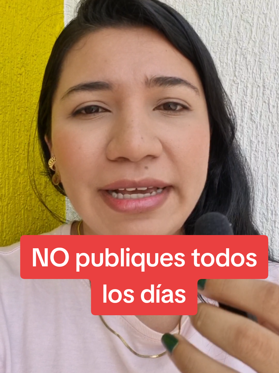 No publiques todos los días... No improvises, crea una estrategia de contenidos, se constante y crecerás en seguidores y oportunidades.  #tiktoktips #tiktoknews #videostrategy #marketingdeconteudo #marketingtips 