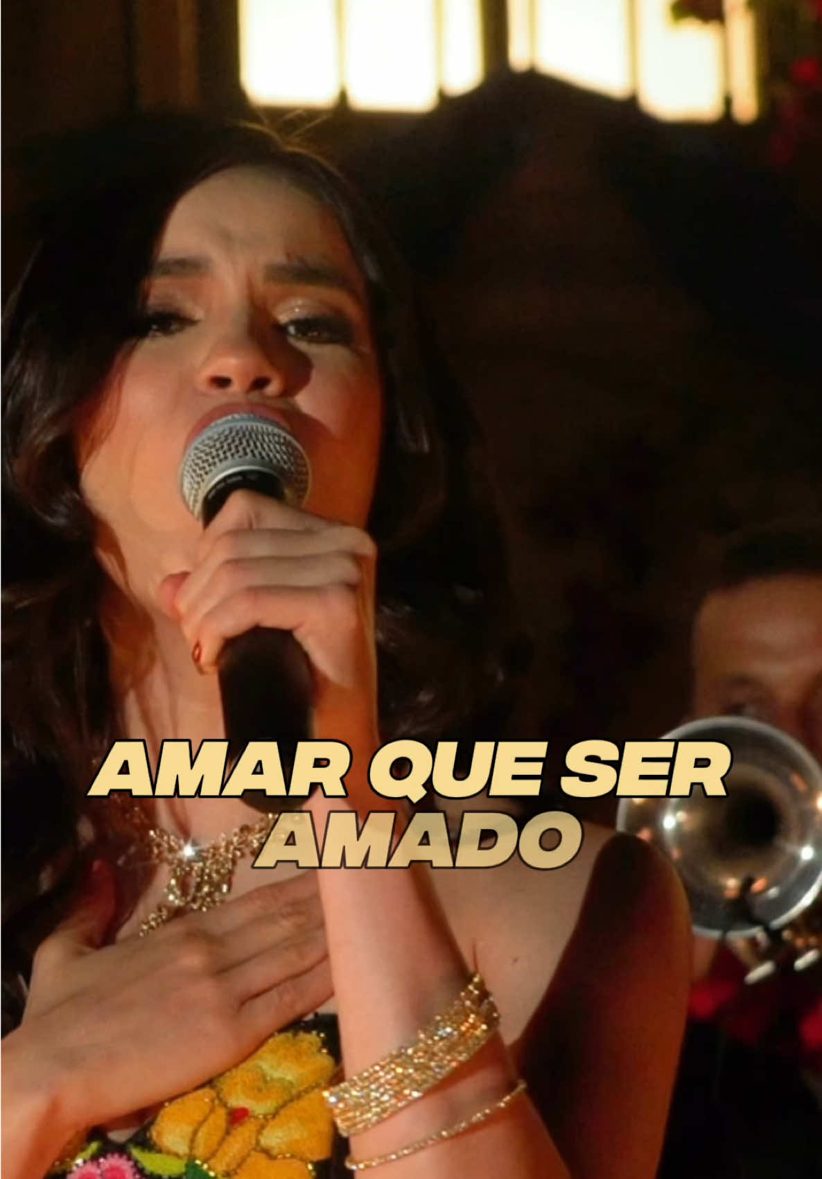 Frases llegadoras y esta: “Ya ves que no es lo mismo, amar que ser amado…” 🤯💔 ¡Estos sí son rolones 😭! arriba la #musicamexicana Escucha FALLASTE CORAZÓN en mi disco HOMENAJE A LOS GRANDES DE MÉXICO, VOL 1 💿 #rancheras #SilviaZepeda  #VivaMexico #mariachi 