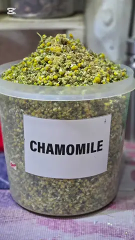 🌿Promotes Better Sleep – Acts as a natural relaxant and helps fight insomnia.  🌿Reduces Stress & Anxiety – Has calming properties that soothe the nervous system.  🌿Aids Digestion – Relieves bloating, indigestion, gas, and stomach cramps.  🌿Boosts Immunity – Rich in antioxidants that strengthen the body’s defense against infections.  🌿Relieves Menstrual Pain – Helps reduce cramps and regulate menstrual flow.  🌿Supports Skin Health – Can soothe irritation, acne, eczema, and promote wound healing. 🌿Anti-Inflammatory Effects – Helps reduce swelling, joint pain, and inflammation.  🌿Eases Cold & Flu Symptoms – Relieves sore throat, congestion, and cough.  🌿Protects the Heart – May help lower blood pressure and improve circulation.  🌿Good for Oral Health – Can be used as a mouth rinse to fight bacteria and soothe gum problems.  👉 Chamomile is most commonly enjoyed as herbal tea, but it can also be used in skincare, baths, and aromatherapy.  📱0701 609235  📍Fredom market kalerwe near by pass  #8pmspicesug #chamomile #spicesinuganda #spicesandflavours 