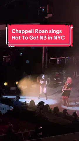 Chappell Roan sings Hot To Go! N3 in NYC #fyp #chappellroan #concert #nyc #hottogo 