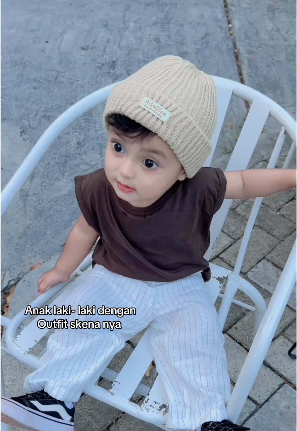 Kecanduan skena hihi 🤭 #masyaallahtabarakkallah #bayilucugemes #ootdanak #ootdanakcowok #skenaoutfit 