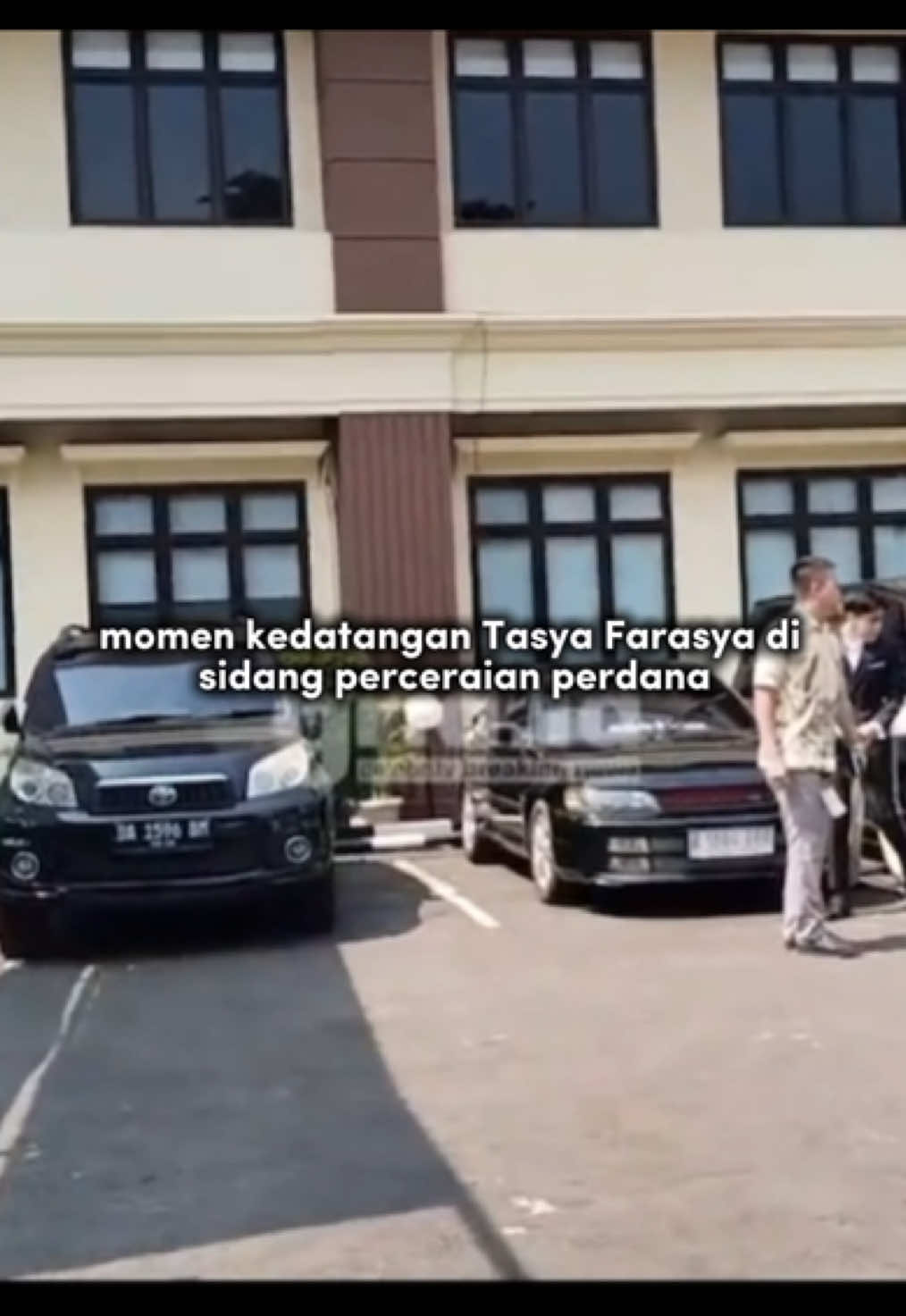 Tasya Farasya jalani sidang perceraian perdana #tasyafarasya #cerai #fyp 