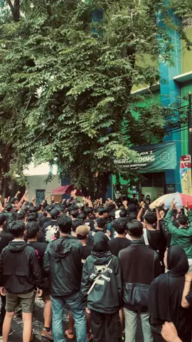 sleman win away💥 #awaydays 