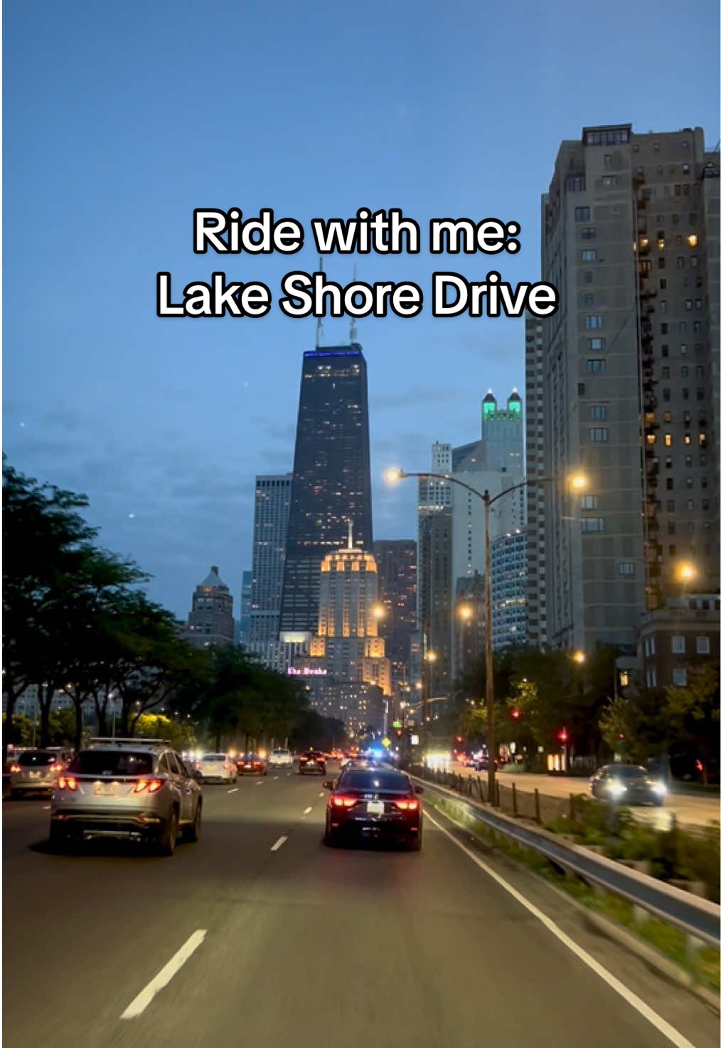 This part of Lake Shore Drive though. 😍  #chicago #cityview #nightdrive #lakeshoredrive
