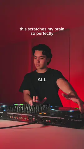 i love brain scratchy fx sm bro 😭 #alive #krewella #ianasherremix #nostalgia #edm 